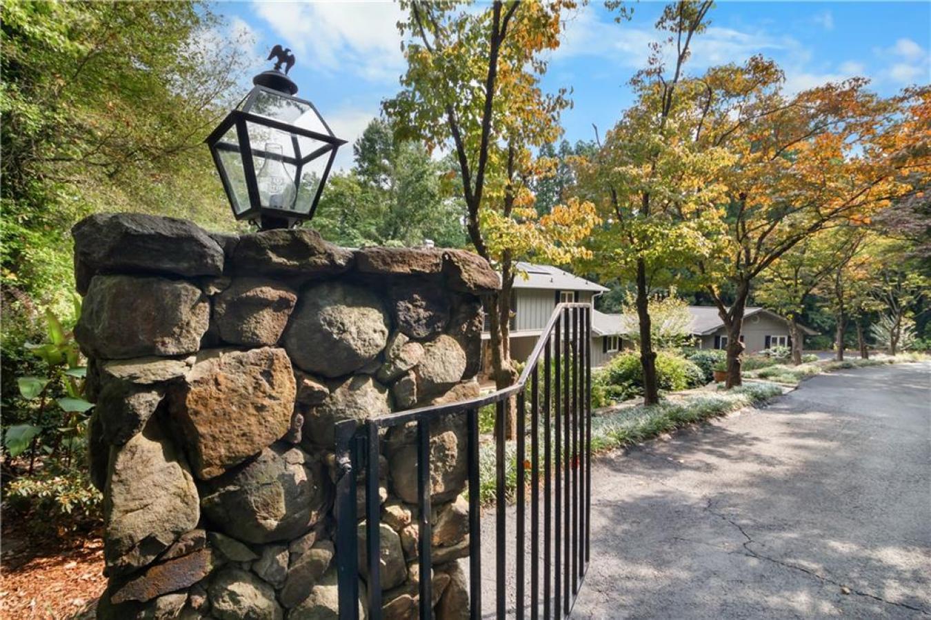 212 Middleton Shores, Anderson, SC, 29621, United States, 3 Bedrooms Bedrooms, ,5 BathroomsBathrooms,Residential,For Sale,212 Middleton Shores,1617909