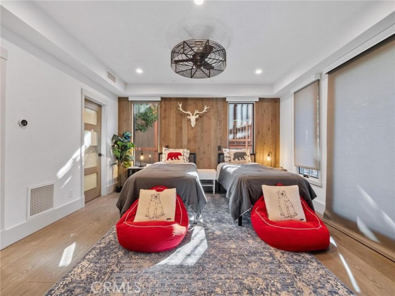 496 North State Highway 173, Lake Arrowhead, CA, 92352, United States, 6 Bedrooms Bedrooms, ,5 BathroomsBathrooms,Residential,For Sale,496 North State Highway 173,1618276