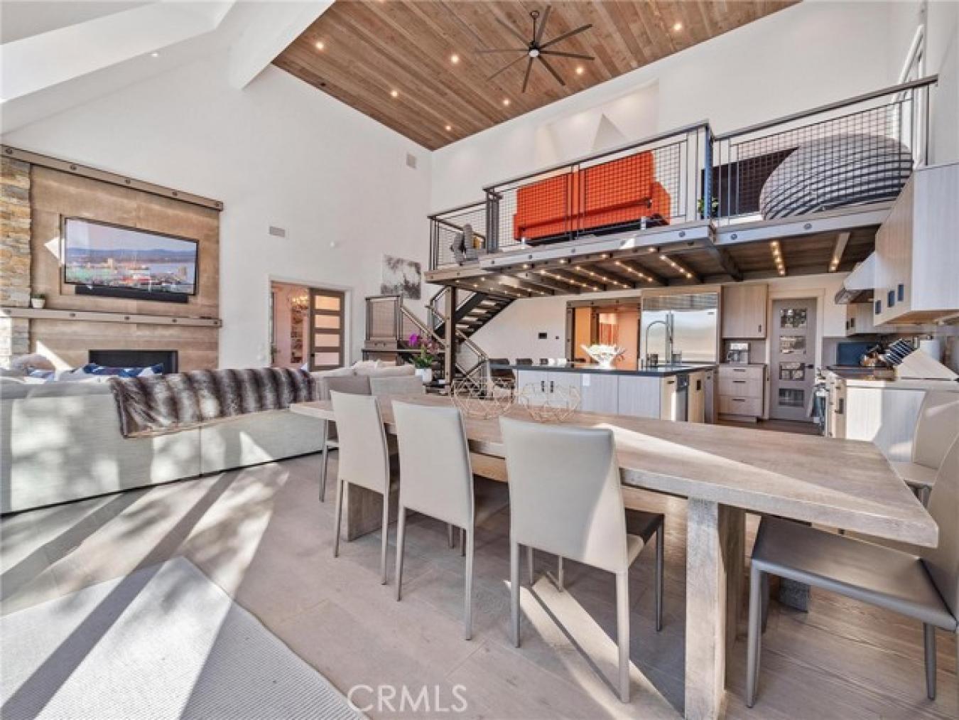 496 North State Highway 173, Lake Arrowhead, CA, 92352, United States, 6 Bedrooms Bedrooms, ,5 BathroomsBathrooms,Residential,For Sale,496 North State Highway 173,1618276