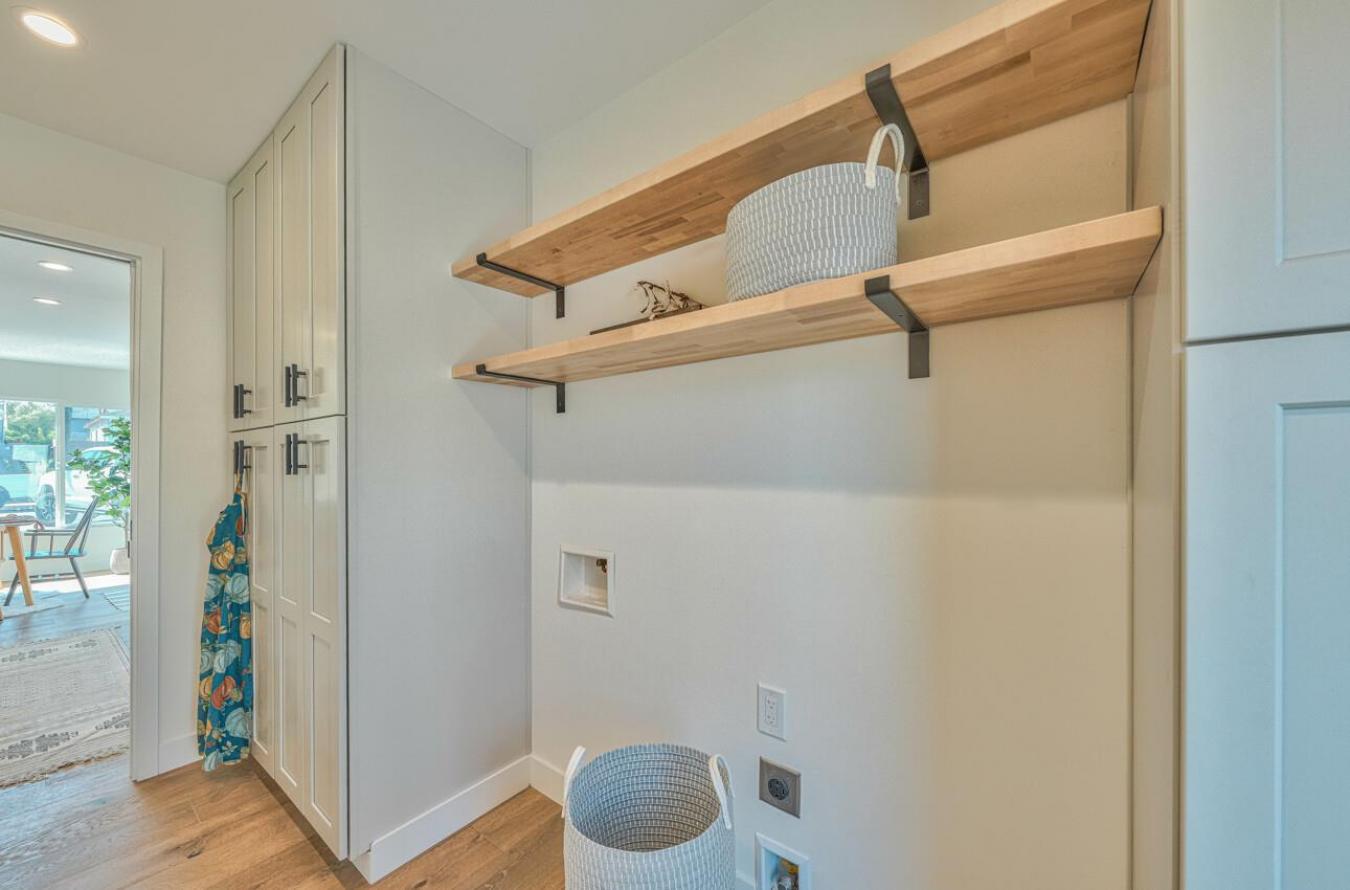 1389 Metz Avenue, Seaside, CA, 93955, United States, 3 Bedrooms Bedrooms, ,2 BathroomsBathrooms,Residential,For Sale,1389 Metz Avenue,1633134