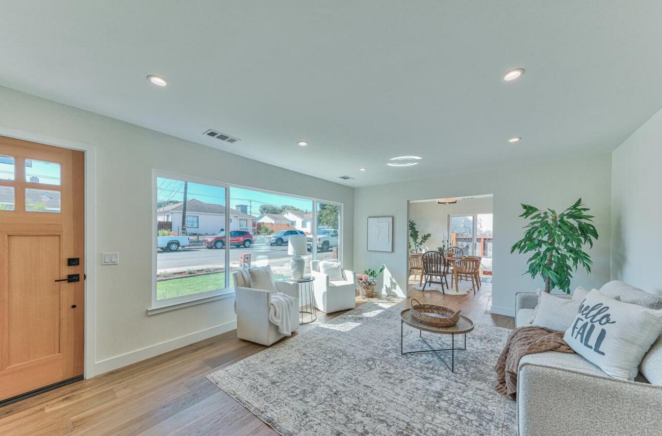 1389 Metz Avenue, Seaside, CA, 93955, United States, 3 Bedrooms Bedrooms, ,2 BathroomsBathrooms,Residential,For Sale,1389 Metz Avenue,1633134