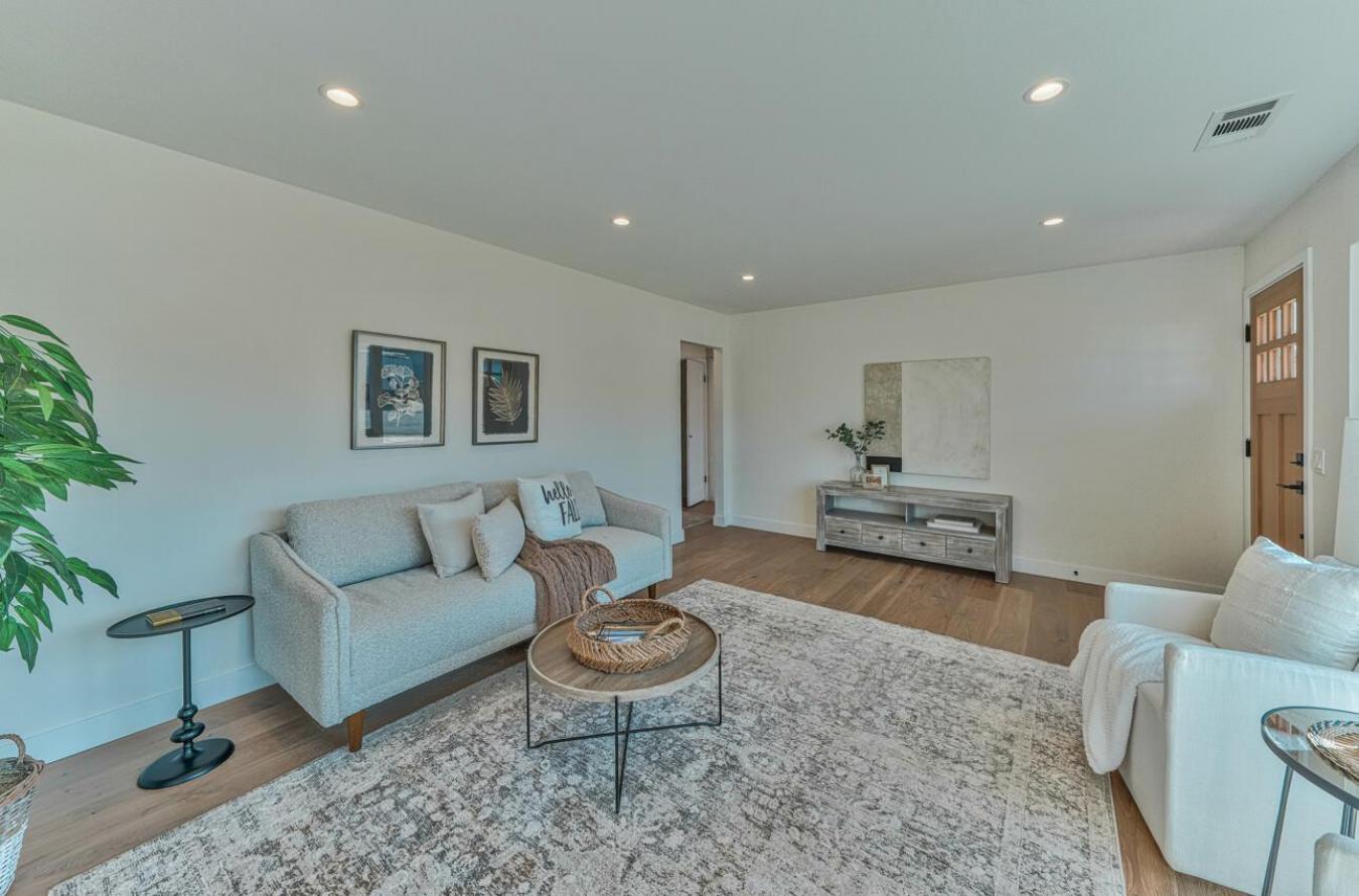 1389 Metz Avenue, Seaside, CA, 93955, United States, 3 Bedrooms Bedrooms, ,2 BathroomsBathrooms,Residential,For Sale,1389 Metz Avenue,1633134