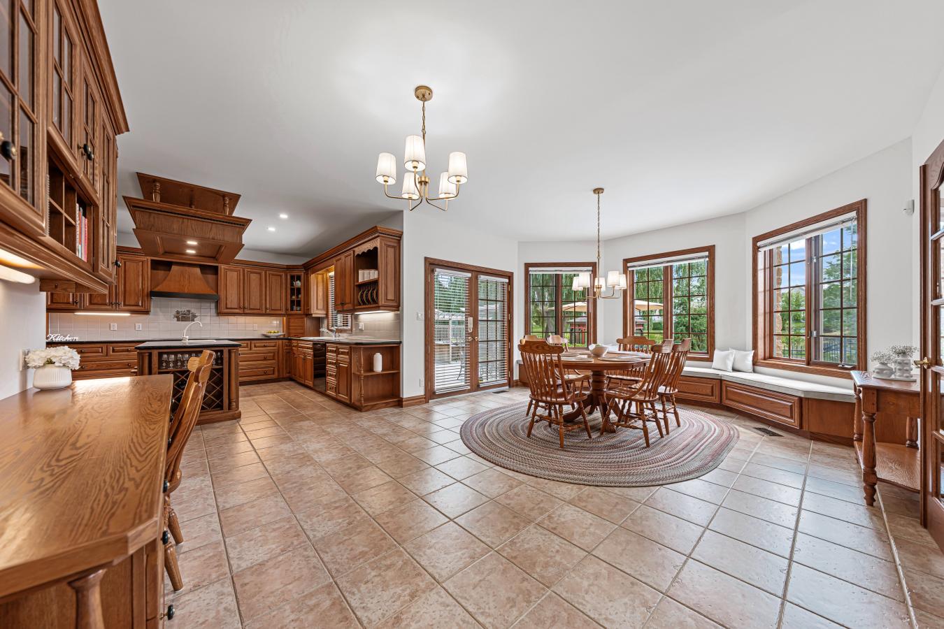 375 River Oak Place, Waterloo, ON, N2K 3N8, Canada, 5 Bedrooms Bedrooms, ,4 BathroomsBathrooms,Residential,For Sale,375 River Oak Place,1633125