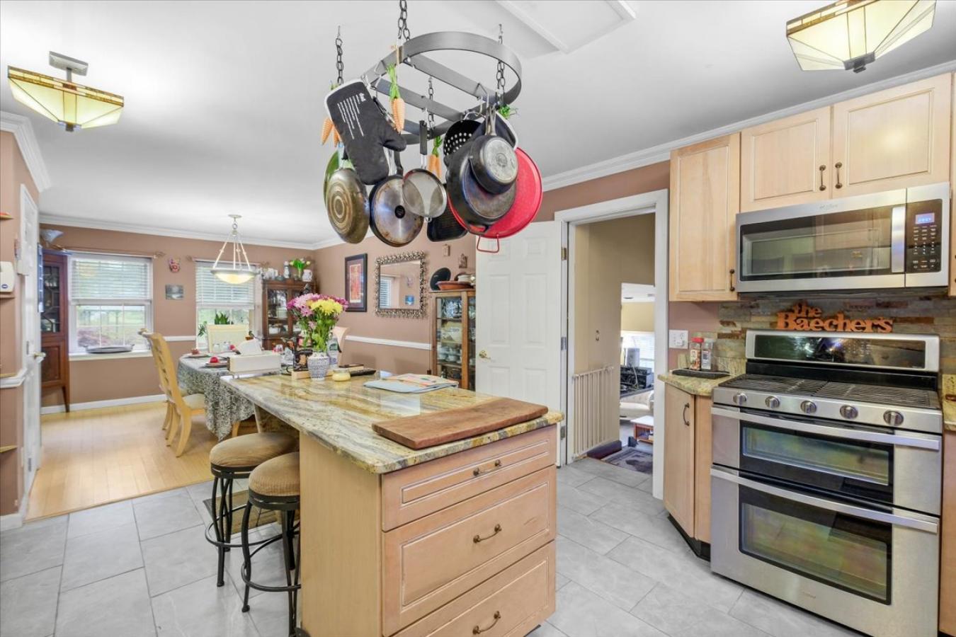 67 myers corners rd, Wappingers Falls, NY, 12590, United States, 5 Bedrooms Bedrooms, ,4 BathroomsBathrooms,Residential,For Sale,67 myers corners rd,1633131