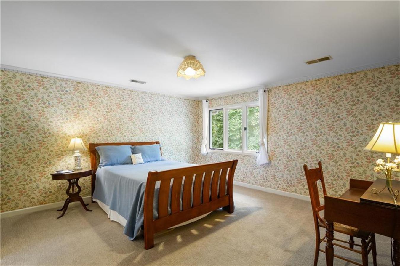 212 Middleton Shores Drive, Anderson, SC, 29621, United States, 3 Bedrooms Bedrooms, ,5 BathroomsBathrooms,Residential,For Sale,212 Middleton Shores Drive,1633513