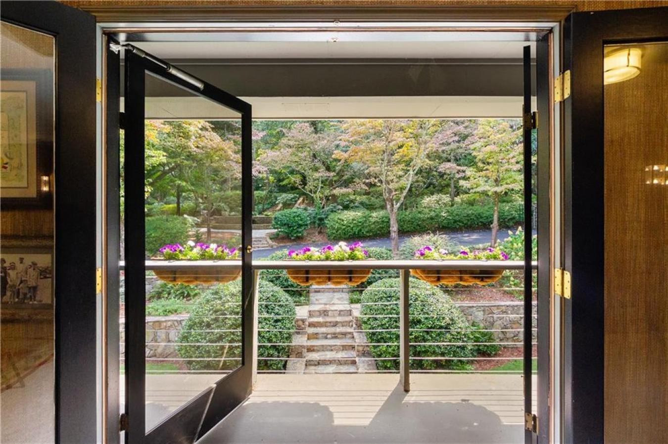 212 Middleton Shores Drive, Anderson, SC, 29621, United States, 3 Bedrooms Bedrooms, ,5 BathroomsBathrooms,Residential,For Sale,212 Middleton Shores Drive,1633513