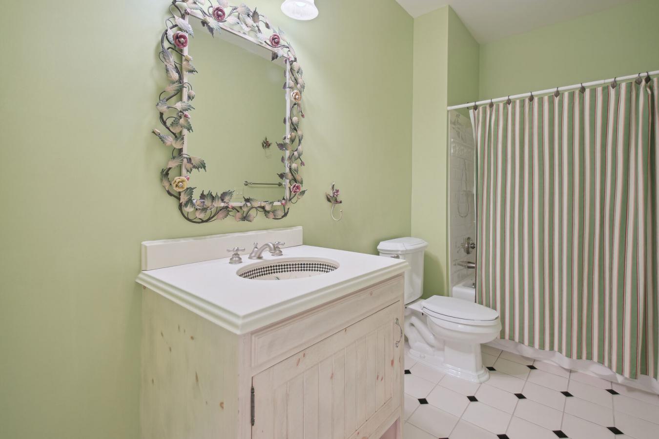 5420 Moorland Lane, Bethesda, MD, 20814, United States, 7 Bedrooms Bedrooms, ,5 BathroomsBathrooms,Residential,For Sale,5420 Moorland Lane,1633507