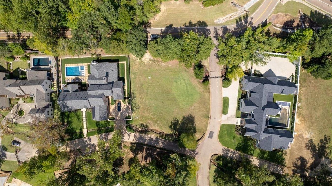 Build the home of your dreams in the Exclusive Gated Luxury Community – image 6