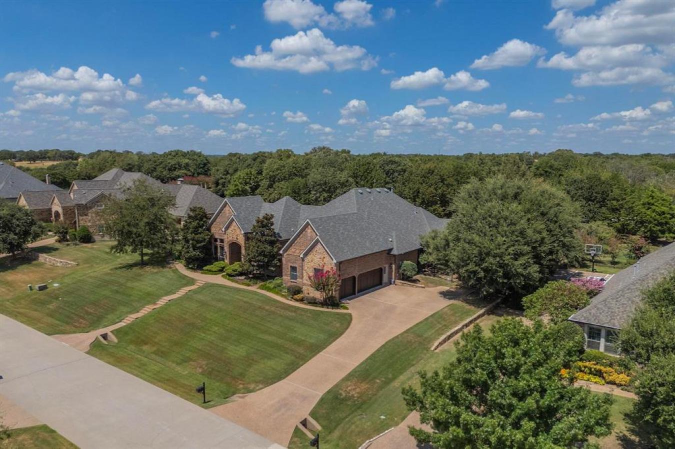 5432 Lake Victoria, Flower Mound, Texas, 75022, United States, 4 Bedrooms Bedrooms, ,4 BathroomsBathrooms,Residential,For Sale,5432 Lake Victoria,1636161