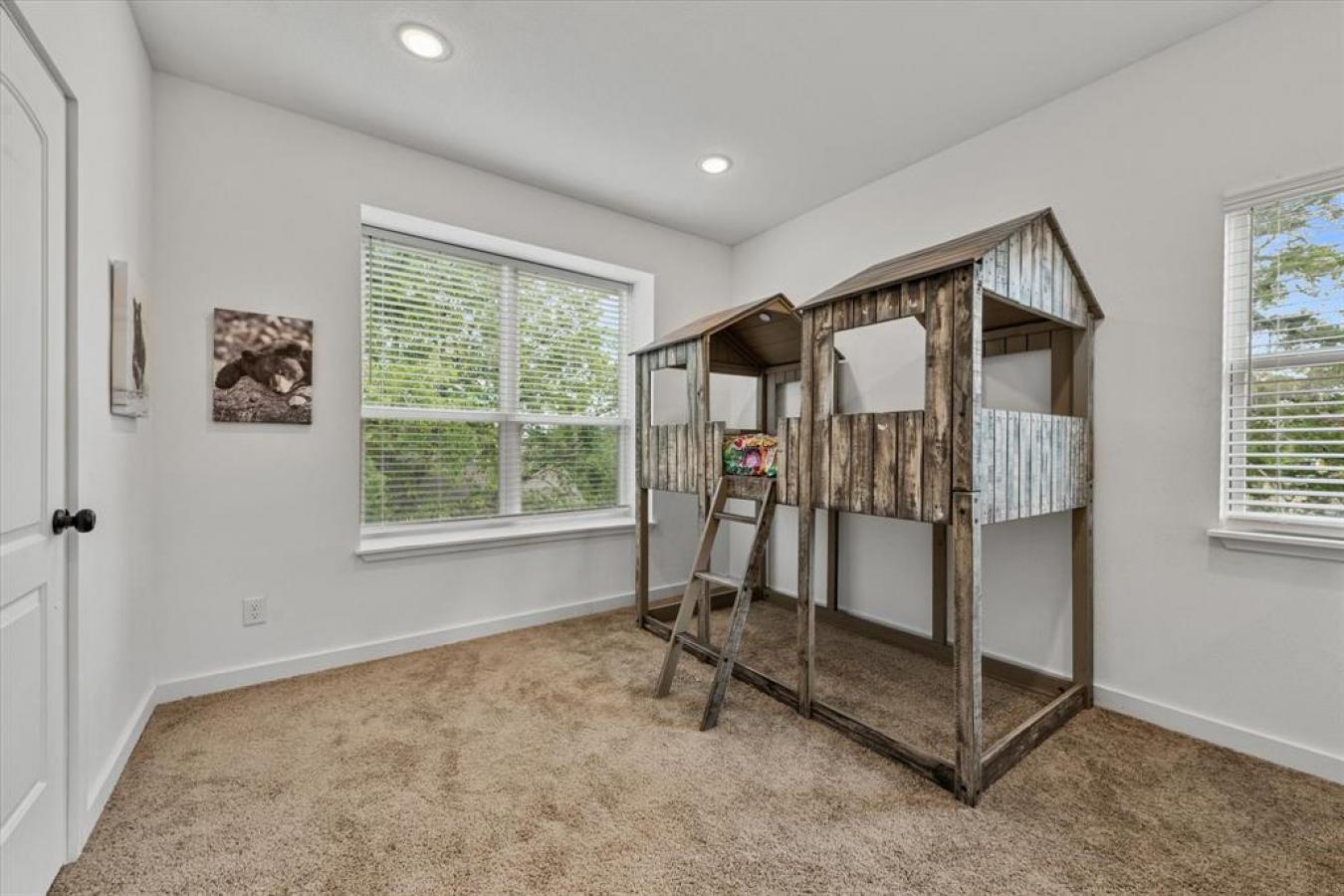 410 Wolfe, McKinney, TX, 75069, United States, 4 Bedrooms Bedrooms, ,2 BathroomsBathrooms,Residential,For Sale,410 Wolfe,1636160