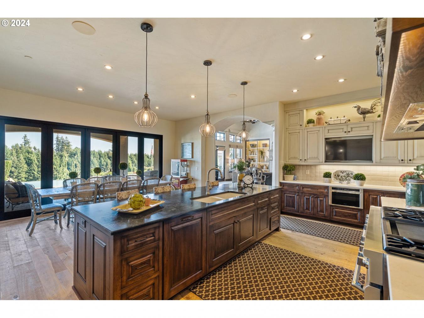 26590 SW FRENCH OAK DRIVE, WestLinn, Oregon, 97068, United States, 4 Bedrooms Bedrooms, ,4 BathroomsBathrooms,Residential,For Sale,26590 SW FRENCH OAK DRIVE,1636122