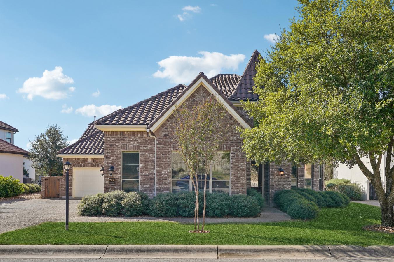 7026 Hovingham, San Antonio, TX, 78257, United States, 5 Bedrooms Bedrooms, ,5 BathroomsBathrooms,Residential,For Sale,7026 Hovingham,1640862