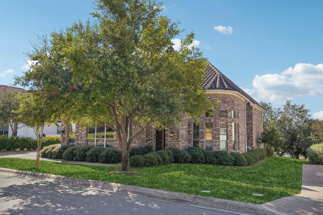 7026 Hovingham, San Antonio, TX, 78257, United States, 5 Bedrooms Bedrooms, ,5 BathroomsBathrooms,Residential,For Sale,7026 Hovingham,1640862