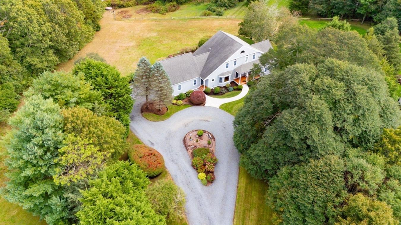 7 Aviators Lane, Sandwich, Massachusetts, 02563, United States, 3 Bedrooms Bedrooms, ,2 BathroomsBathrooms,Residential,For Sale,7 Aviators Lane,1641105