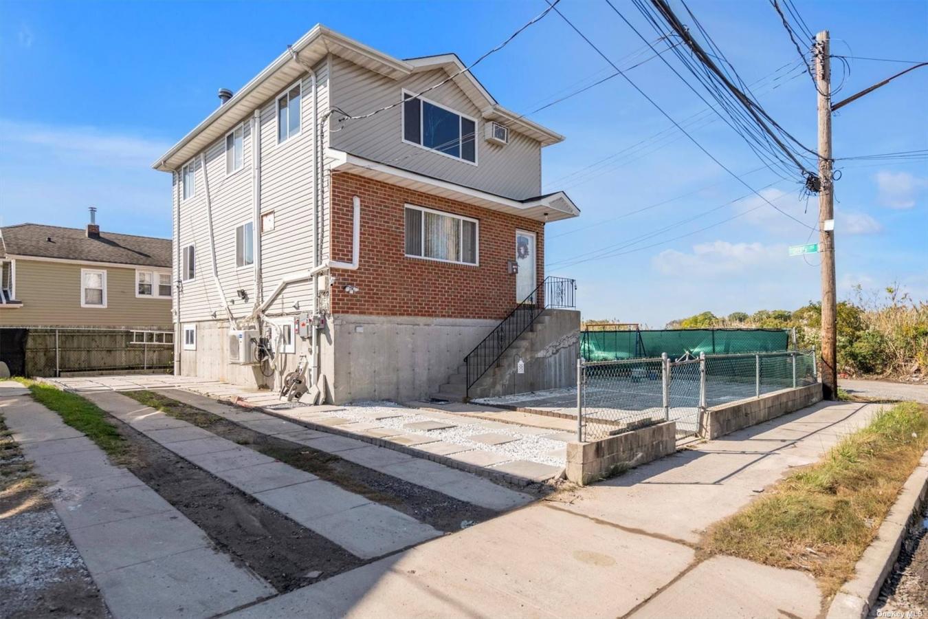 235-08 Bentley Road, Rosedale, NY, 11422, United States, 4 Bedrooms Bedrooms, ,3 BathroomsBathrooms,Residential,For Sale,235-08 Bentley Road,1641091