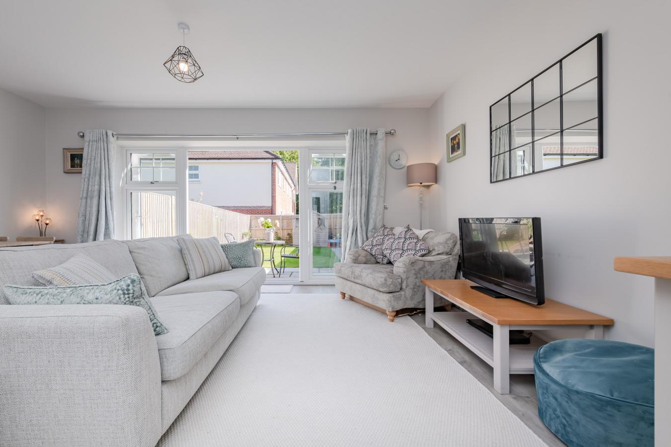 Broadleaf Place, Caterham, CR3, United Kingdom, 3 Bedrooms Bedrooms, ,2 BathroomsBathrooms,Residential,For Sale,Broadleaf Place,1641041