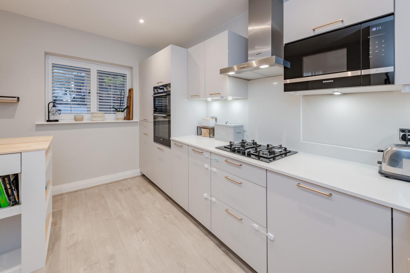 Broadleaf Place, Caterham, CR3, United Kingdom, 3 Bedrooms Bedrooms, ,2 BathroomsBathrooms,Residential,For Sale,Broadleaf Place,1641041