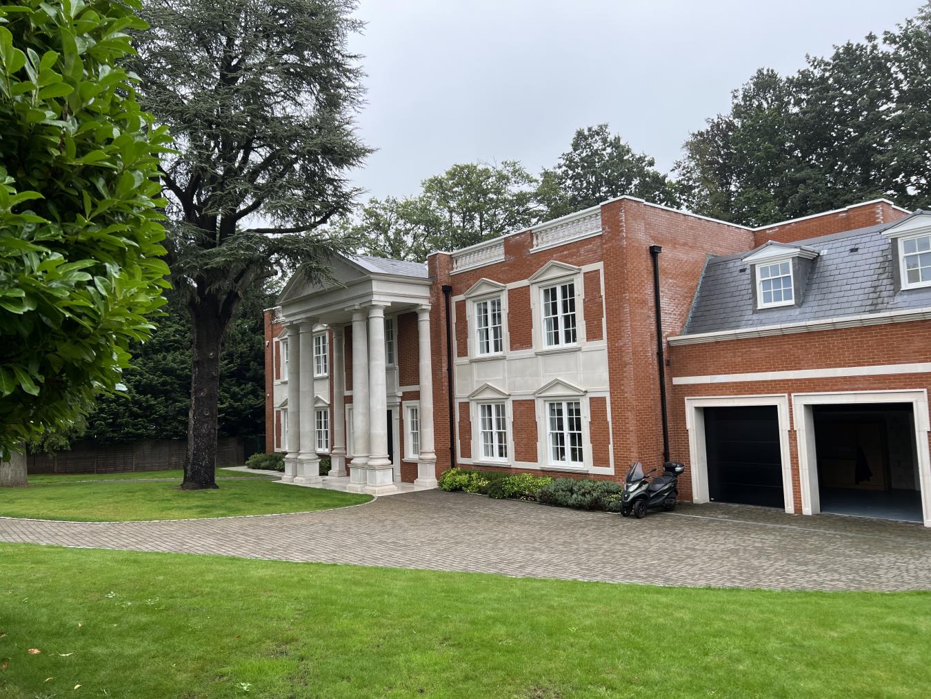 Crown Estate, Torland Drive, Oxshott, KT22, United Kingdom, 6 Bedrooms Bedrooms, ,8 BathroomsBathrooms,Residential,For Sale,Crown Estate, Torland Drive,1641042
