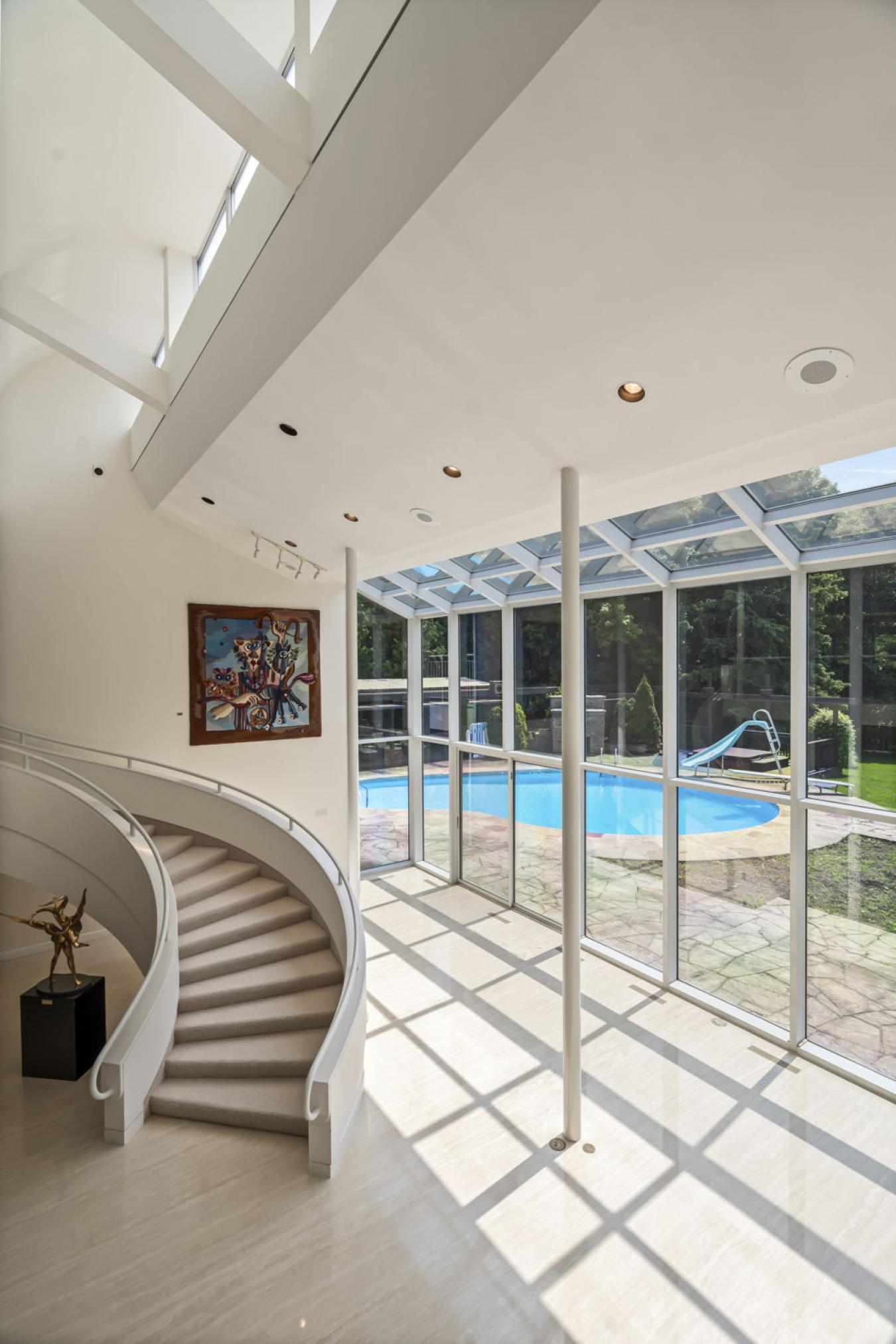 50 Park Lane Circ, Toronto, ON, M3C 2N2, Canada, 8 Bedrooms Bedrooms, ,16 BathroomsBathrooms,Residential,For Sale,50 Park Lane Circ,1640992