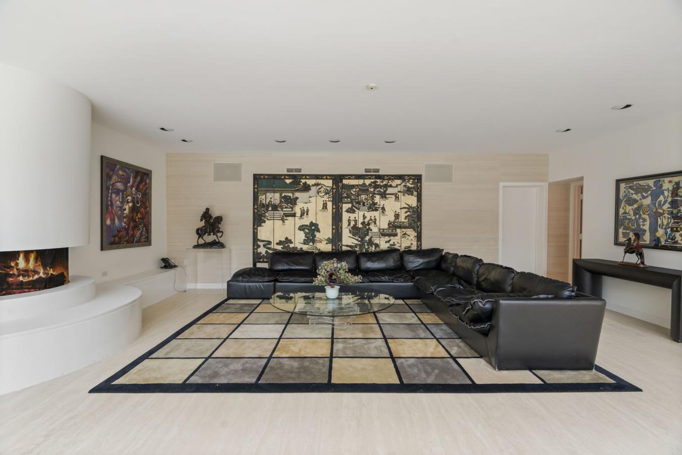 50 Park Lane Circ, Toronto, ON, M3C 2N2, Canada, 8 Bedrooms Bedrooms, ,16 BathroomsBathrooms,Residential,For Sale,50 Park Lane Circ,1640992