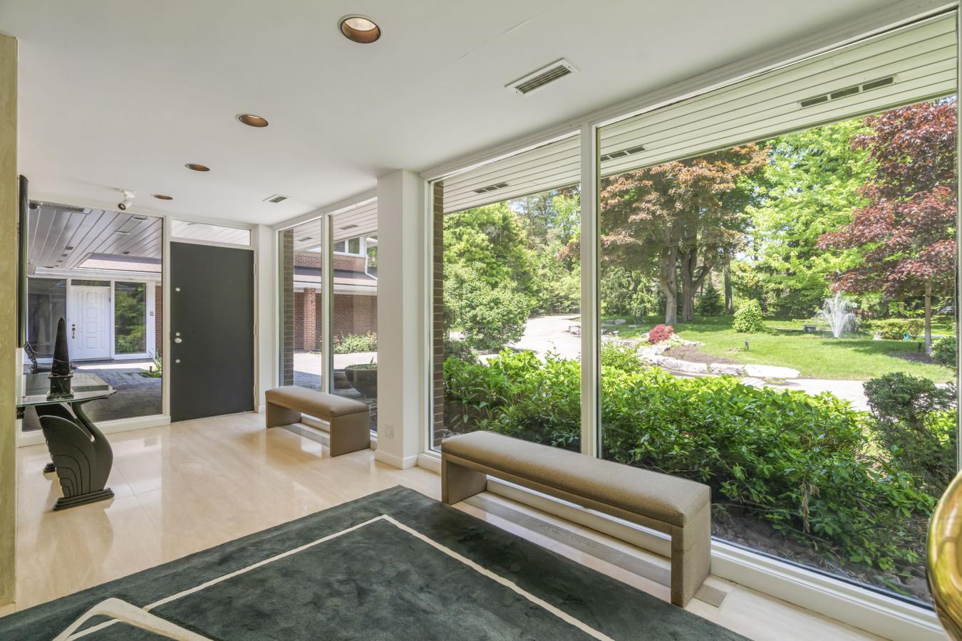 50 Park Lane Circ, Toronto, ON, M3C 2N2, Canada, 8 Bedrooms Bedrooms, ,16 BathroomsBathrooms,Residential,For Sale,50 Park Lane Circ,1640992