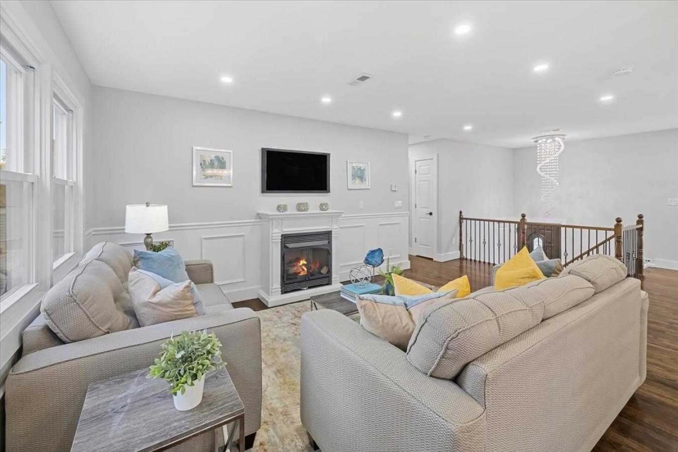 135 New Dover Avenue, Colonia, New Jersey, 07067, United States, 5 Bedrooms Bedrooms, ,3 BathroomsBathrooms,Residential,For Sale,135 New Dover Avenue,1640938