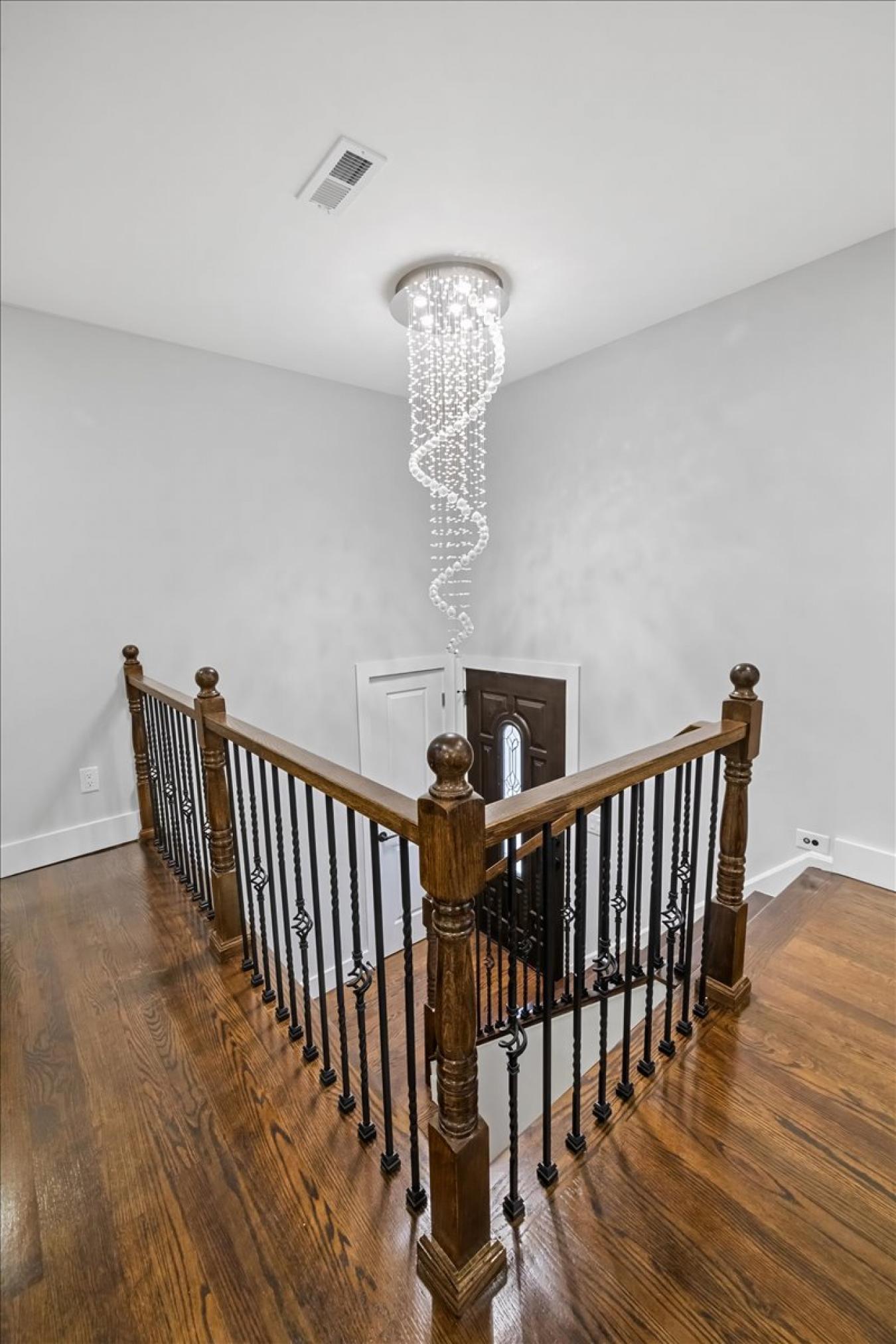 135 New Dover Avenue, Colonia, New Jersey, 07067, United States, 5 Bedrooms Bedrooms, ,3 BathroomsBathrooms,Residential,For Sale,135 New Dover Avenue,1640938