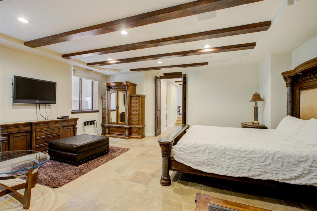 100 The Strand, Hermosa Beach, CA, 90254, United States, 5 Bedrooms Bedrooms, ,4 BathroomsBathrooms,Residential,For Sale,100 The Strand,1640936