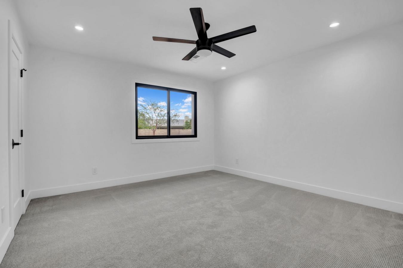 Tempe, Arizona, 85283, United States, 4 Bedrooms Bedrooms, ,3 BathroomsBathrooms,Residential,For Sale,1811719