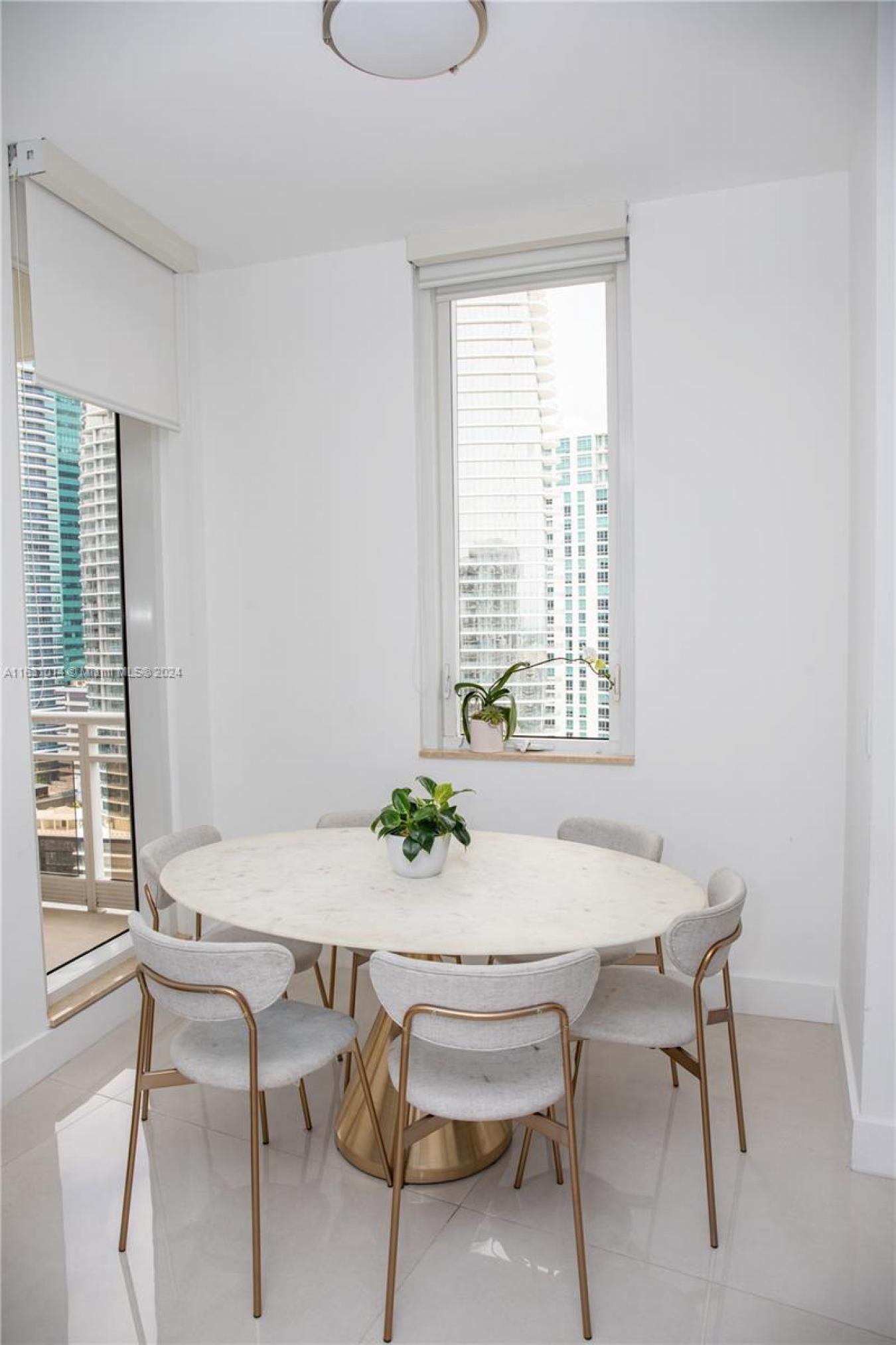 901 Brickell Key Boulevard # 3206, Miami, FL, 33131, United States, 3 Bedrooms Bedrooms, ,2 BathroomsBathrooms,Residential,For Sale,901 Brickell Key Boulevard # 3206,1641548