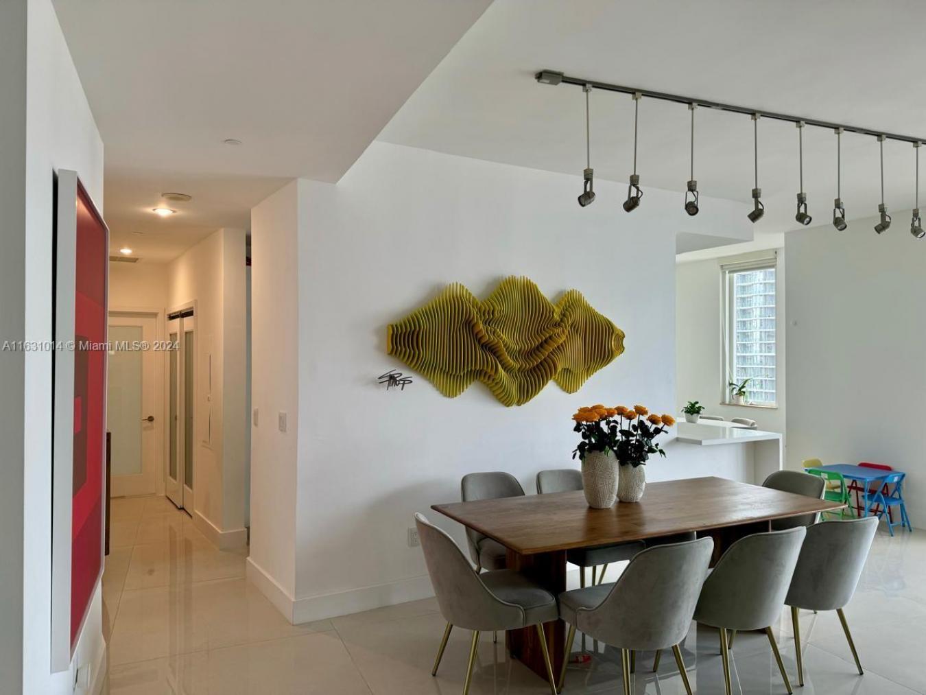 901 Brickell Key Boulevard # 3206, Miami, FL, 33131, United States, 3 Bedrooms Bedrooms, ,2 BathroomsBathrooms,Residential,For Sale,901 Brickell Key Boulevard # 3206,1641548