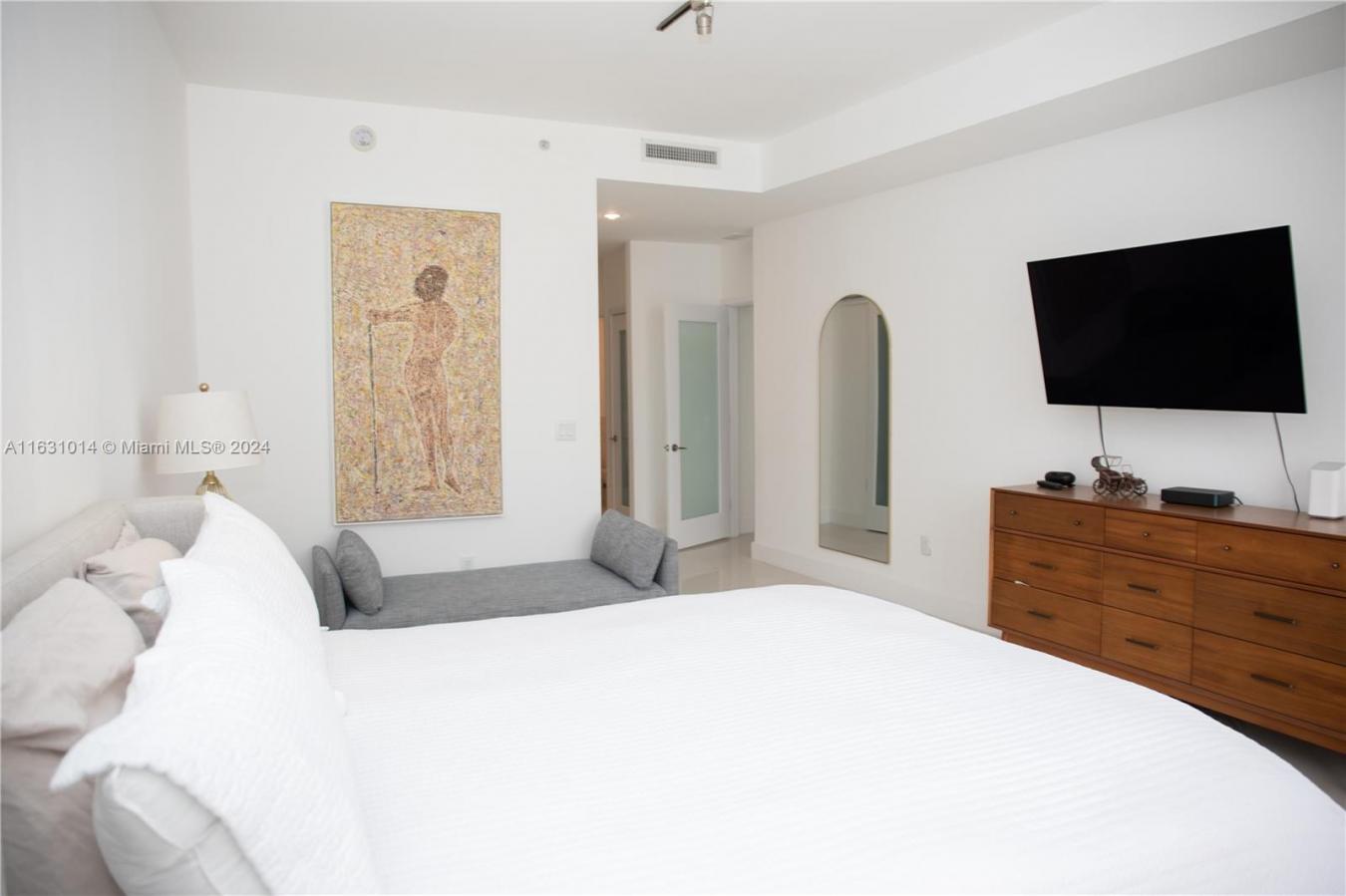 901 Brickell Key Boulevard # 3206, Miami, FL, 33131, United States, 3 Bedrooms Bedrooms, ,2 BathroomsBathrooms,Residential,For Sale,901 Brickell Key Boulevard # 3206,1641548