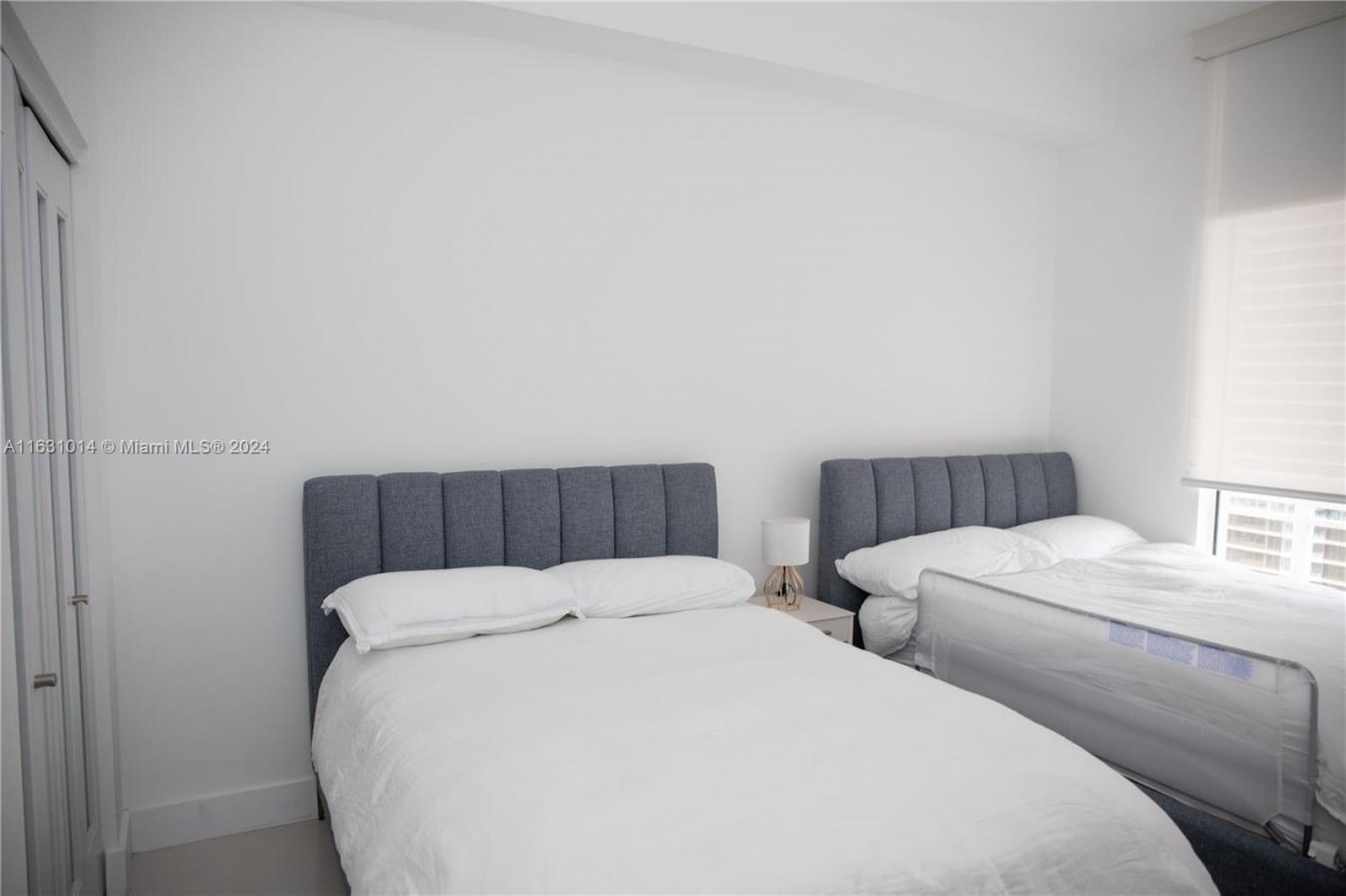 901 Brickell Key Boulevard # 3206, Miami, FL, 33131, United States, 3 Bedrooms Bedrooms, ,2 BathroomsBathrooms,Residential,For Sale,901 Brickell Key Boulevard # 3206,1641548