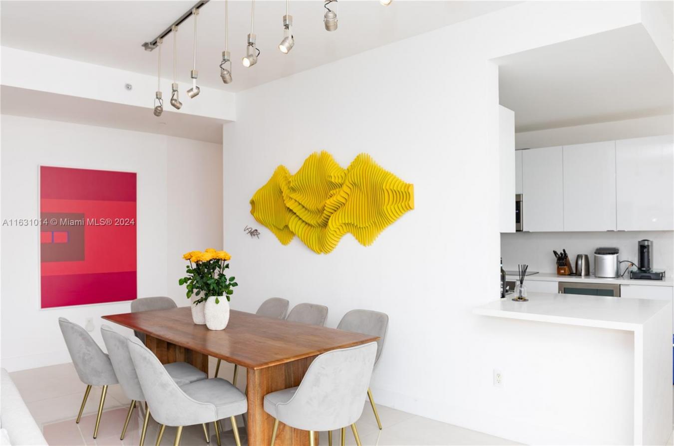 901 Brickell Key Boulevard # 3206, Miami, FL, 33131, United States, 3 Bedrooms Bedrooms, ,2 BathroomsBathrooms,Residential,For Sale,901 Brickell Key Boulevard # 3206,1641548