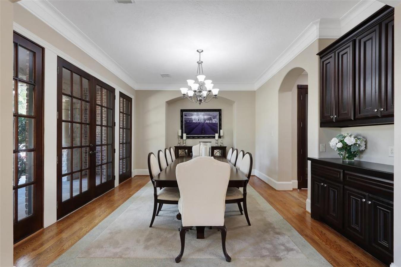 19 Philbrook Way, The Woodlands, TX, 77382, United States, 5 Bedrooms Bedrooms, ,5 BathroomsBathrooms,Residential,For Sale,19 Philbrook Way,1643754