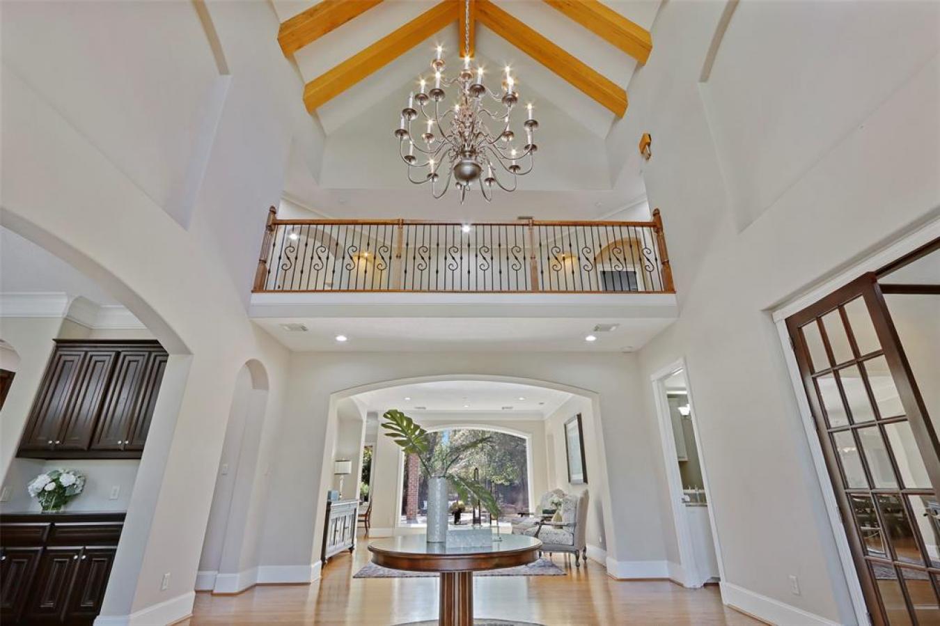 19 Philbrook Way, The Woodlands, TX, 77382, United States, 5 Bedrooms Bedrooms, ,5 BathroomsBathrooms,Residential,For Sale,19 Philbrook Way,1643754