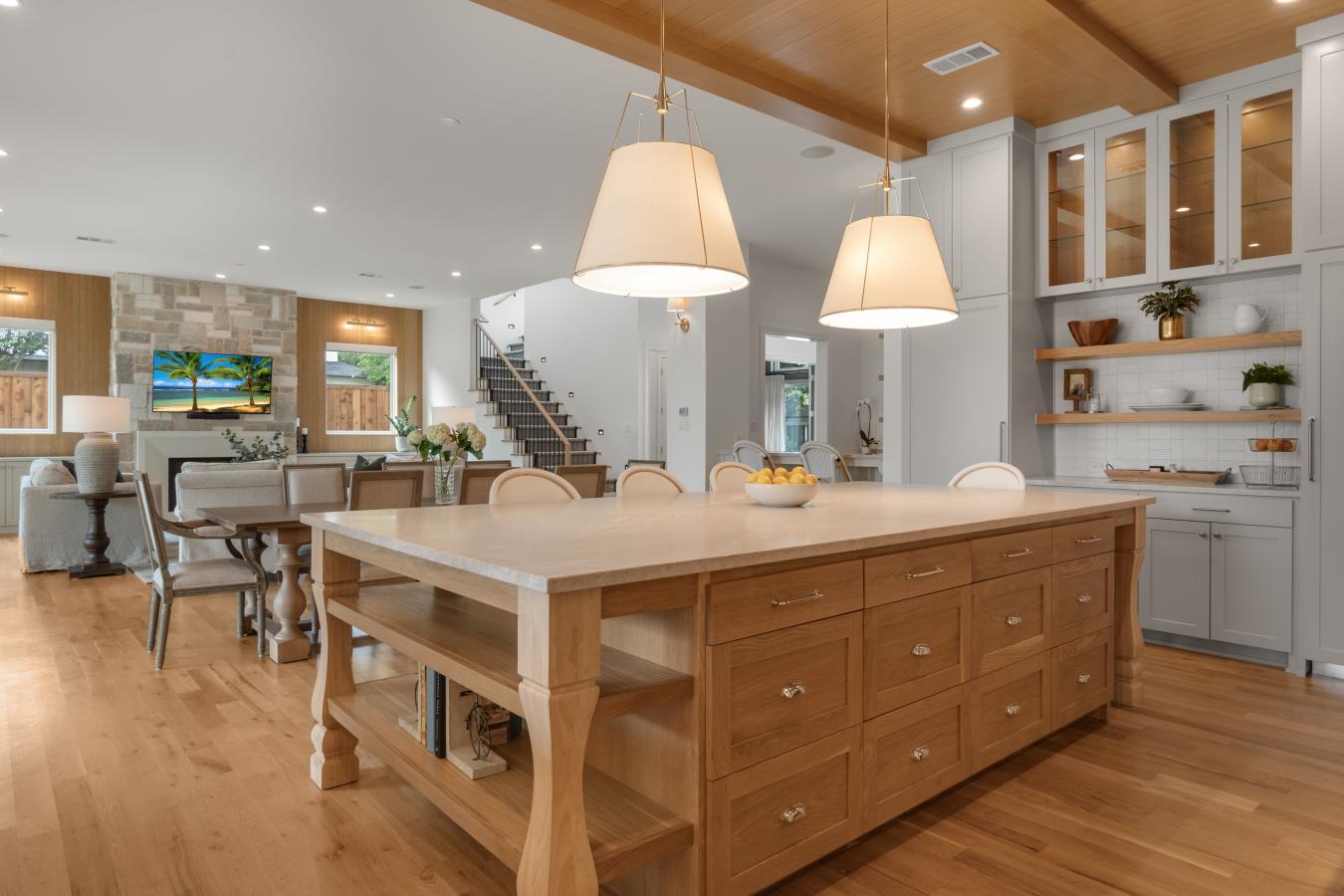 6902 Kenwood Avenue, Dallas, TX, 75214, United States, 5 Bedrooms Bedrooms, ,5 BathroomsBathrooms,Residential,For Sale,6902 Kenwood Avenue,1643657