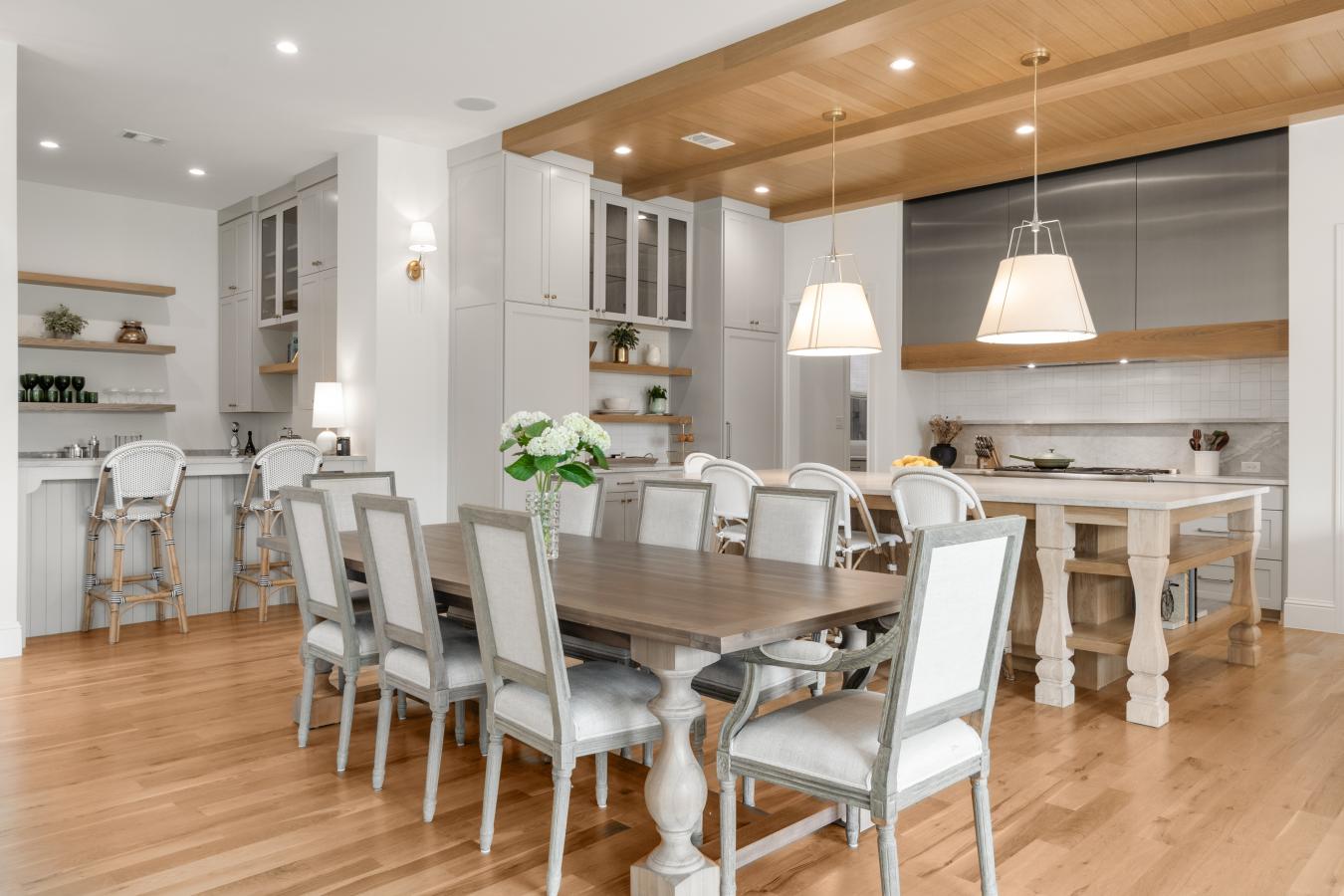 6902 Kenwood Avenue, Dallas, TX, 75214, United States, 5 Bedrooms Bedrooms, ,5 BathroomsBathrooms,Residential,For Sale,6902 Kenwood Avenue,1643657