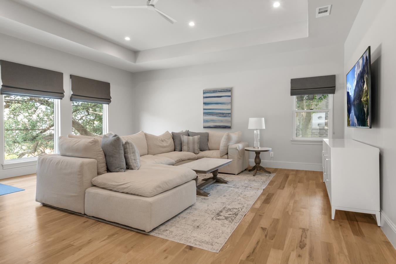 6902 Kenwood Avenue, Dallas, TX, 75214, United States, 5 Bedrooms Bedrooms, ,5 BathroomsBathrooms,Residential,For Sale,6902 Kenwood Avenue,1643657