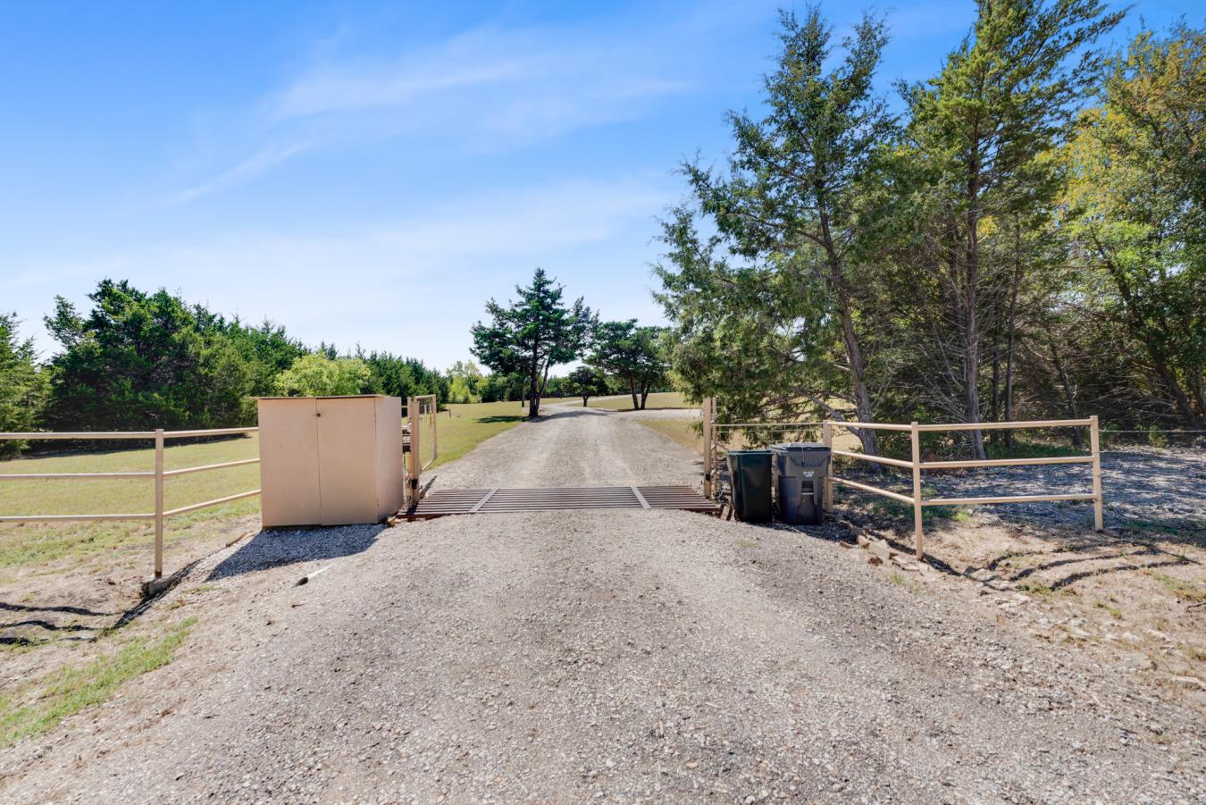 23115 S State Highway 78, Trenton, TX, 75490, United States, 3 Bedrooms Bedrooms, ,3 BathroomsBathrooms,Residential,For Sale,23115 S State Highway 78,1644778