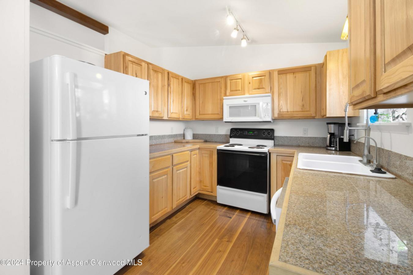 611 Hutton Avenue, Rifle, Colorado, 81650, United States, 3 Bedrooms Bedrooms, ,2 BathroomsBathrooms,Residential,For Sale,611 Hutton Avenue,1644774
