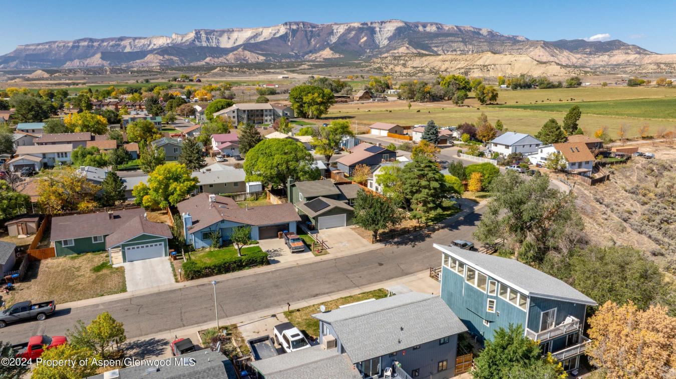 611 Hutton Avenue, Rifle, Colorado, 81650, United States, 3 Bedrooms Bedrooms, ,2 BathroomsBathrooms,Residential,For Sale,611 Hutton Avenue,1644774