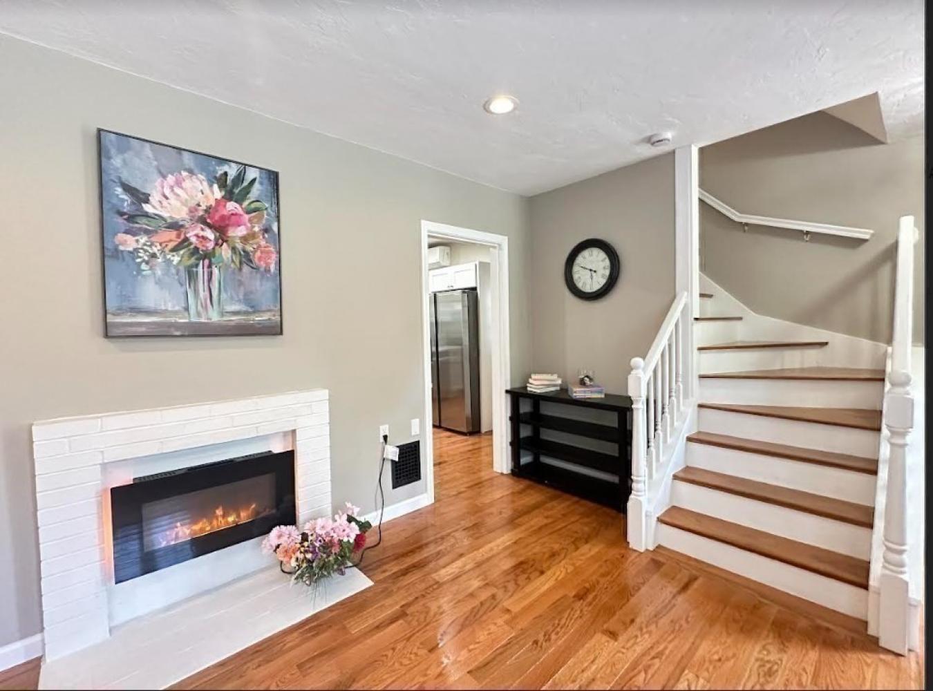 707 South, Waltham, MA, 02453, United States, 3 Bedrooms Bedrooms, ,2 BathroomsBathrooms,Residential,For Sale,707 South,1645576