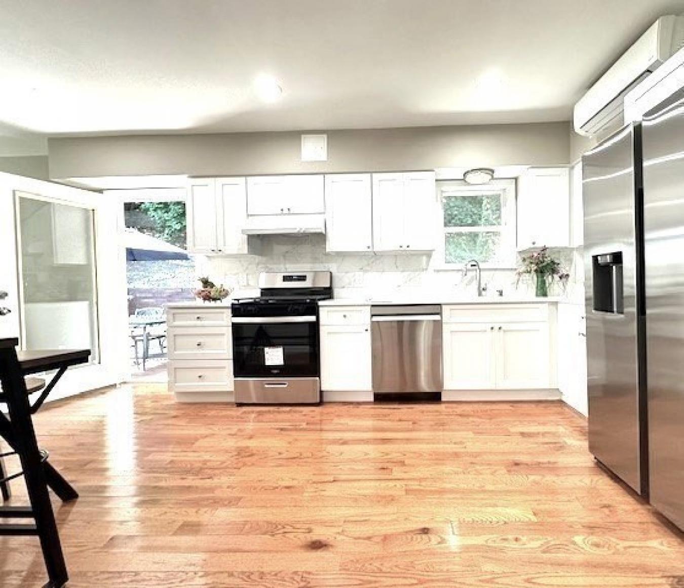 707 South, Waltham, MA, 02453, United States, 3 Bedrooms Bedrooms, ,2 BathroomsBathrooms,Residential,For Sale,707 South,1645576