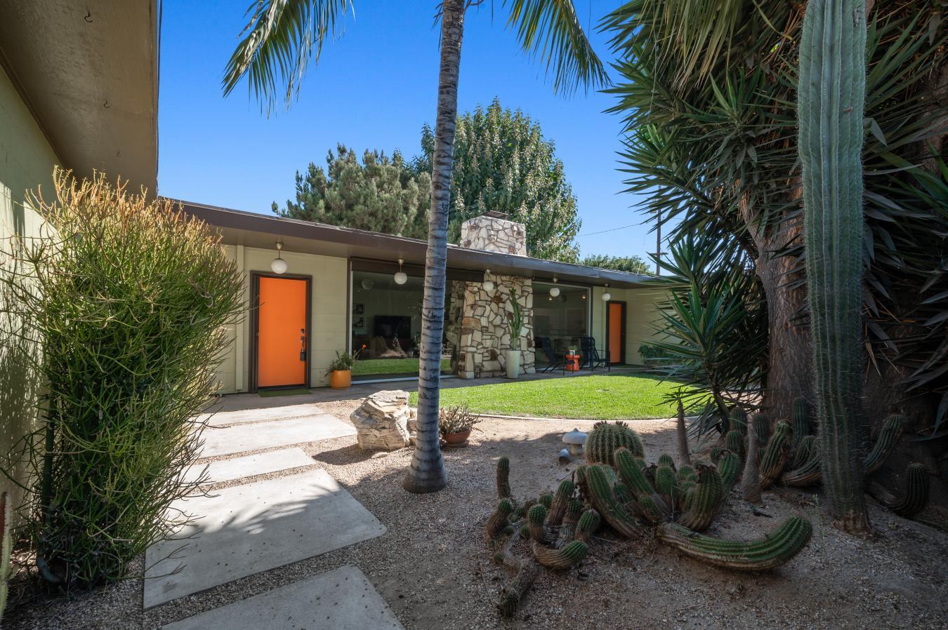 5120 E 25th Street, Long Beach, CA, 90815, United States, 2 Bedrooms Bedrooms, ,-1 BathroomBathrooms,Residential,For Sale,5120 E 25th Street,1648309