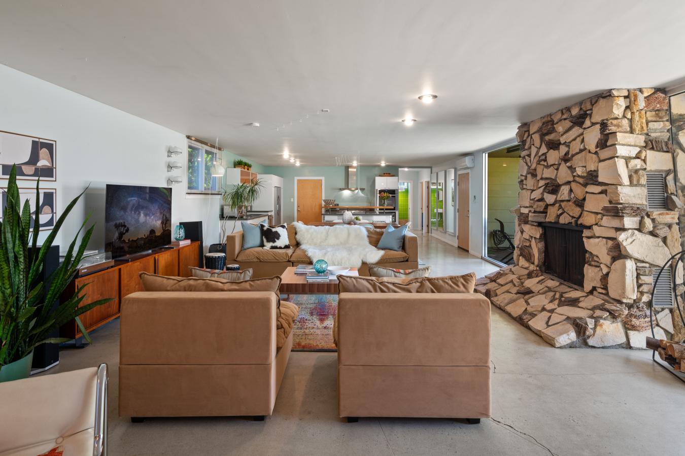 5120 E 25th Street, Long Beach, CA, 90815, United States, 2 Bedrooms Bedrooms, ,-1 BathroomBathrooms,Residential,For Sale,5120 E 25th Street,1648309