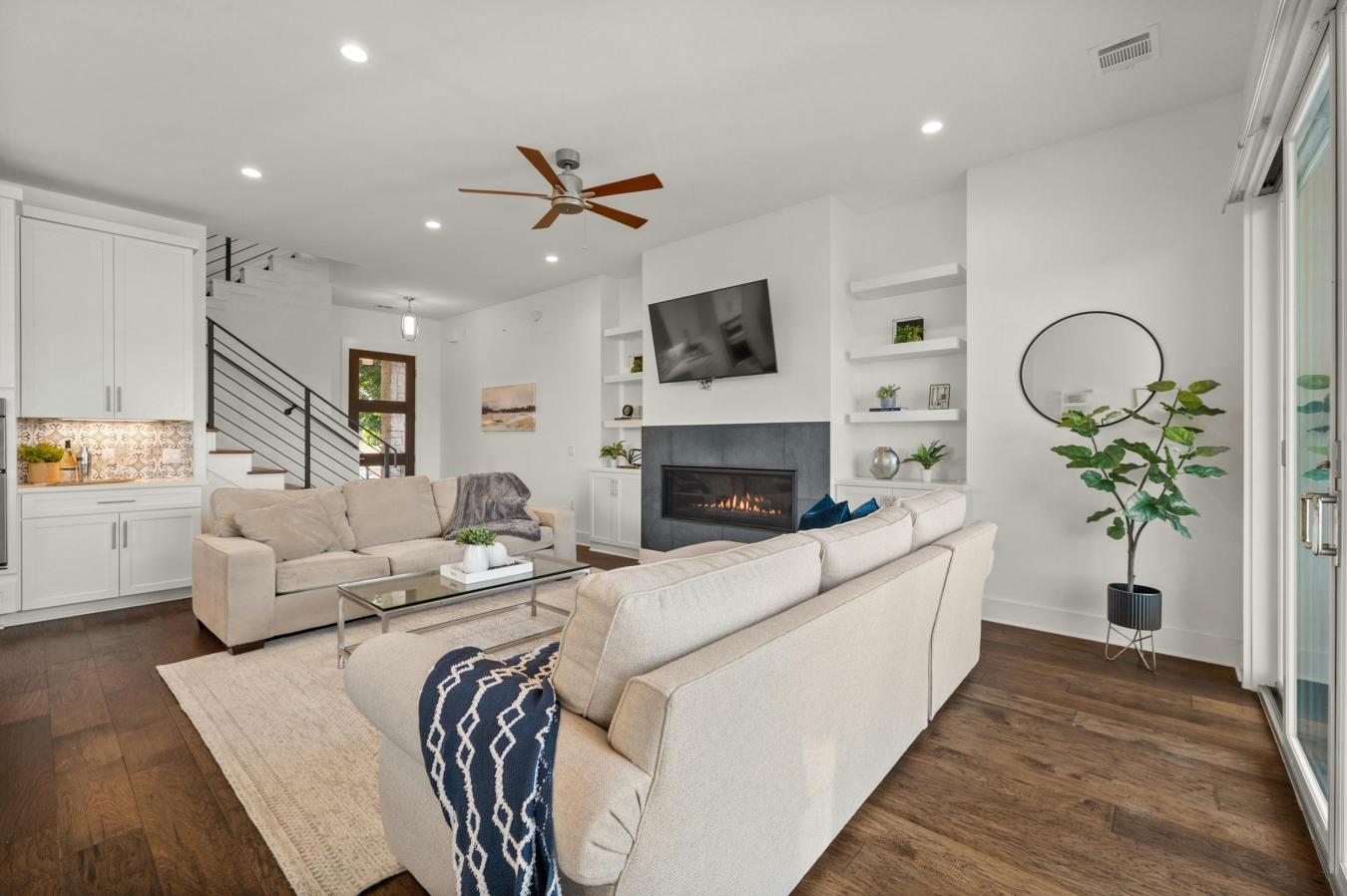 5717 Lost Horizon Drive, Austin, TX, 78750, United States, 3 Bedrooms Bedrooms, ,2 BathroomsBathrooms,Residential,For Sale,5717 Lost Horizon Drive,1648299