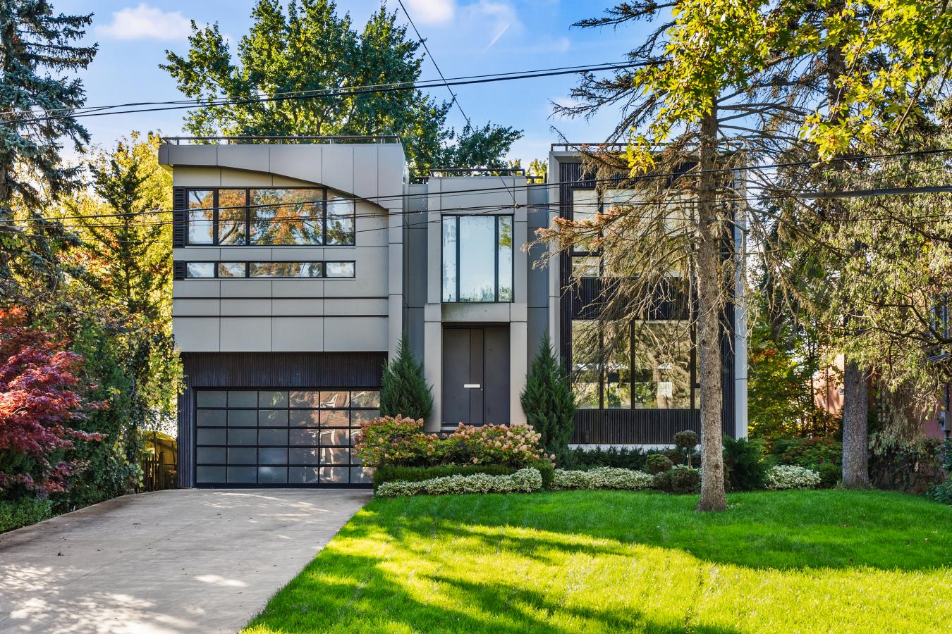 67 Lake Promenade, Toronto, ON, M8W 1A2, Canada, 4 Bedrooms Bedrooms, ,9 BathroomsBathrooms,Residential,For Sale,67 Lake Promenade,1648295