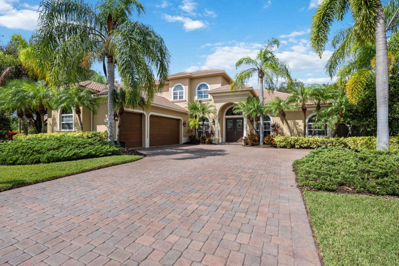 7521 Trillium Boulevard, Sarasota, Florida, 34241, United States, 4 Bedrooms Bedrooms, ,4 BathroomsBathrooms,Residential,For Sale,7521 Trillium Boulevard,1649958