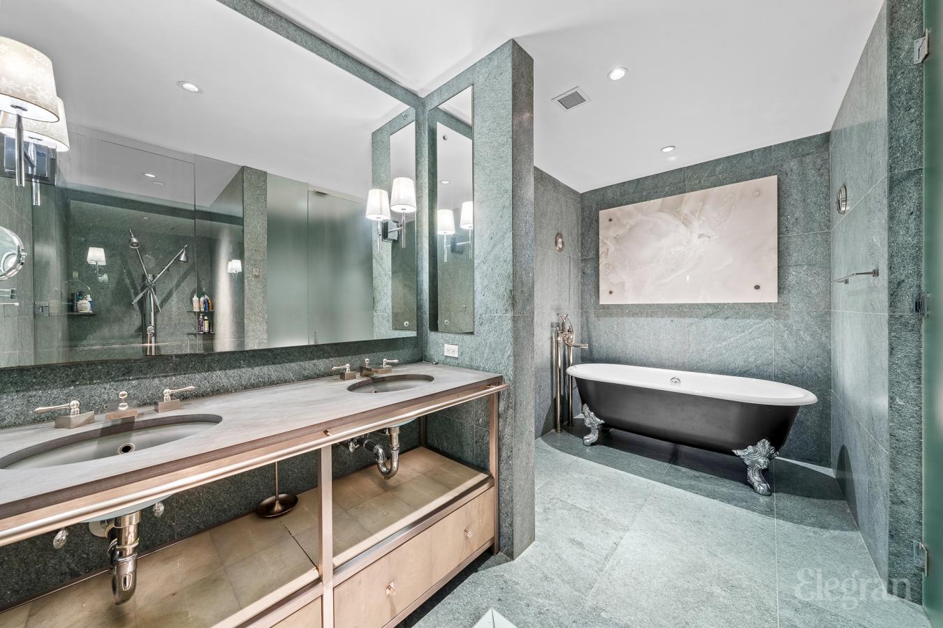 15 Union Square, New York, NY, 10003, United States, 3 Bedrooms Bedrooms, ,3 BathroomsBathrooms,Residential,For Sale,15 Union Square,1650555